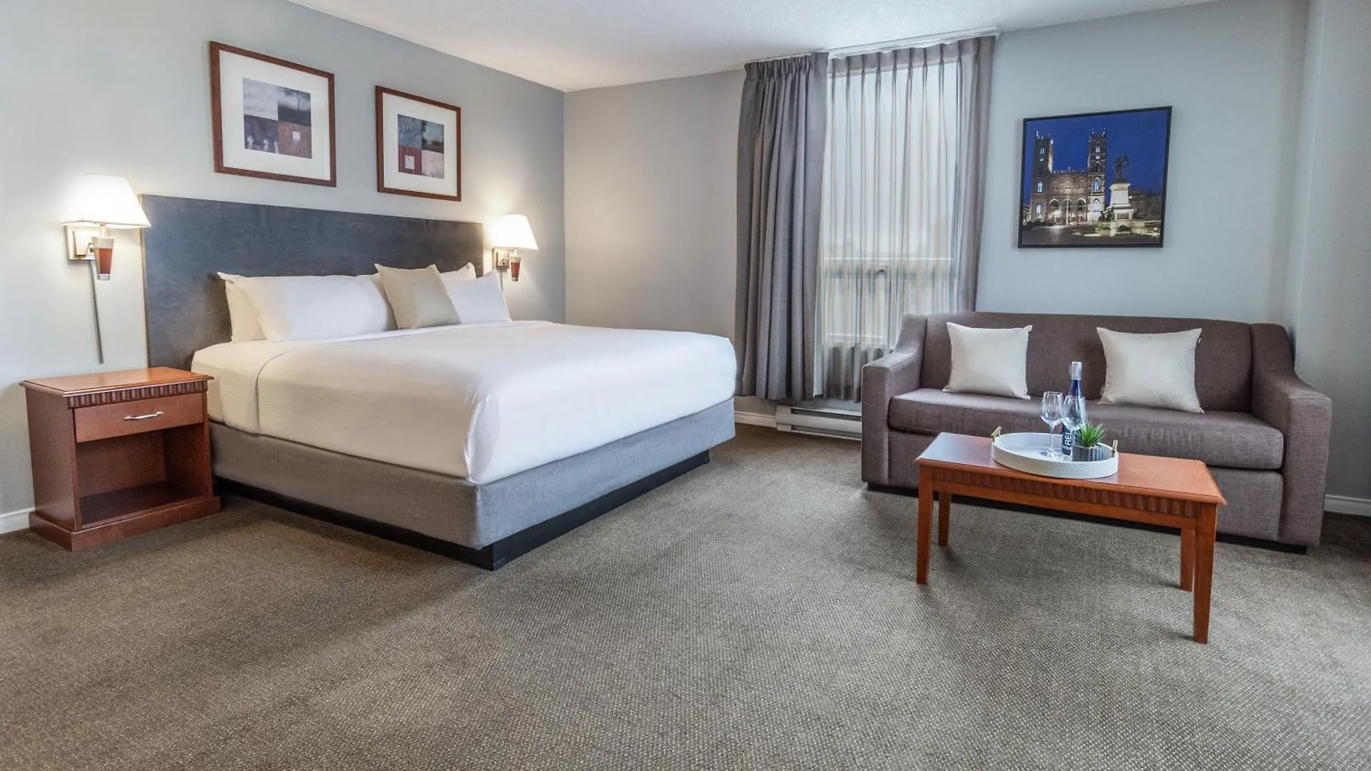 Hotel Saint-Laurent מונטריאול